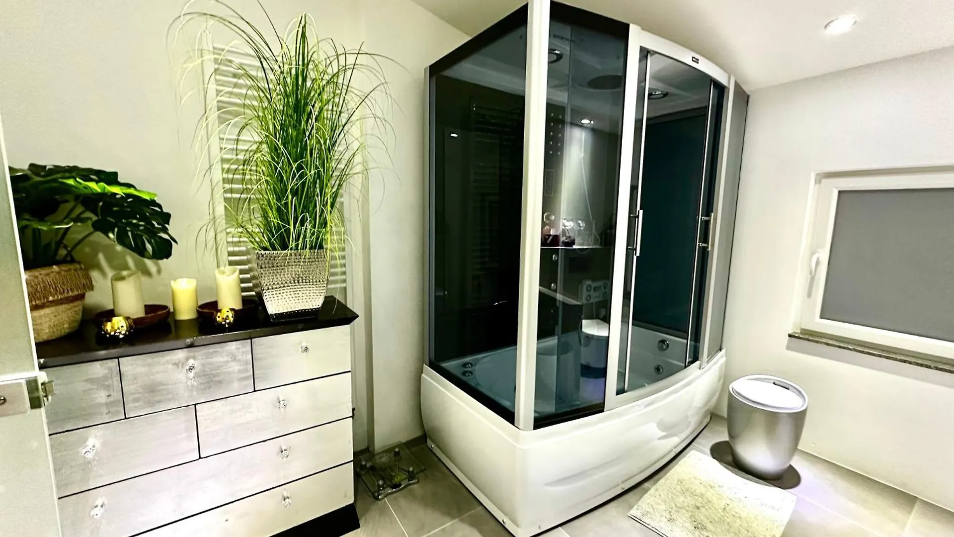 Beefree Loft L Beletage Im Stadtpalais I Whirlpool I Metro Nuremberg