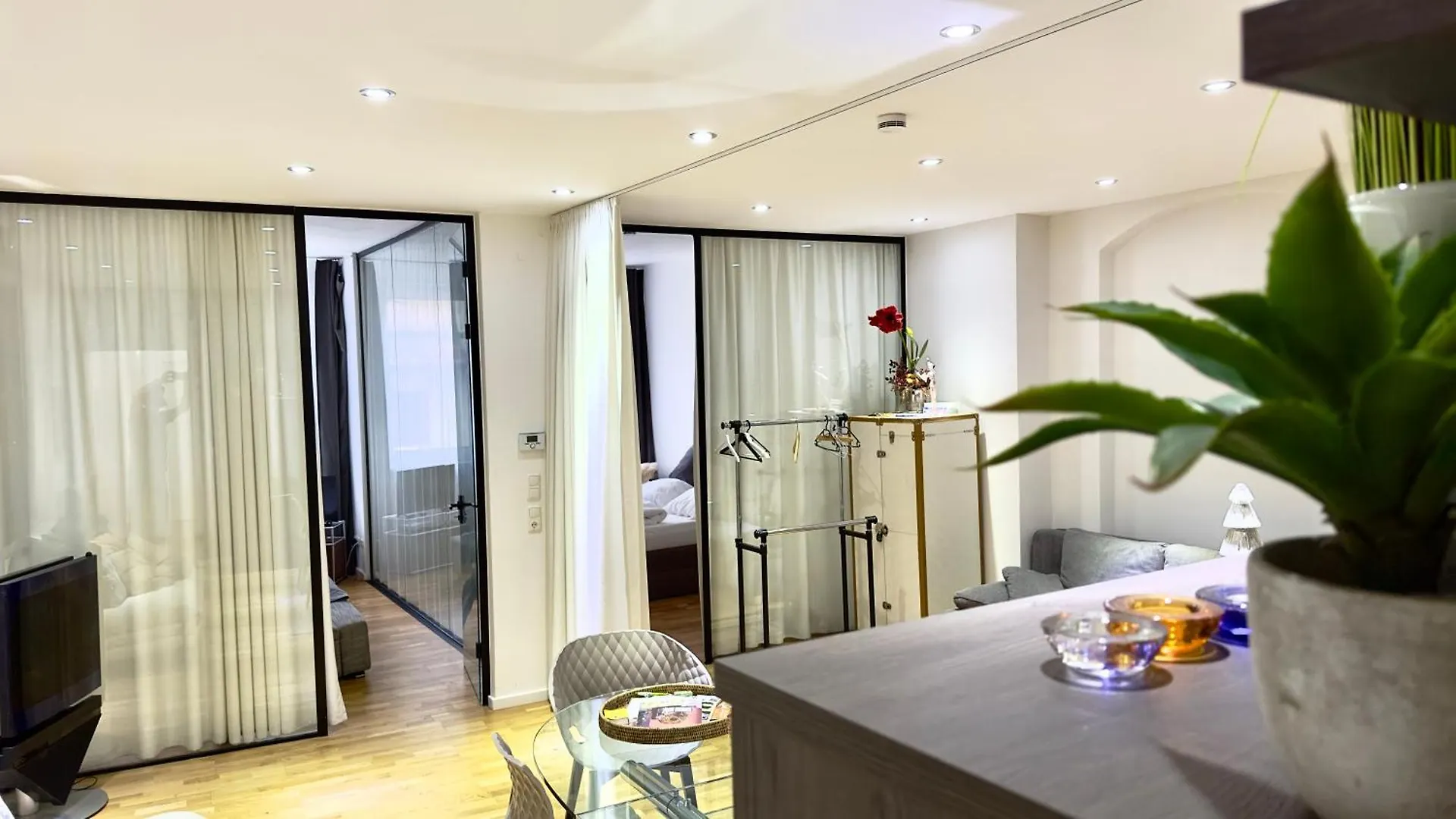 Beefree Loft L Beletage Im Stadtpalais I Whirlpool I Metro Nuremberg Apartment