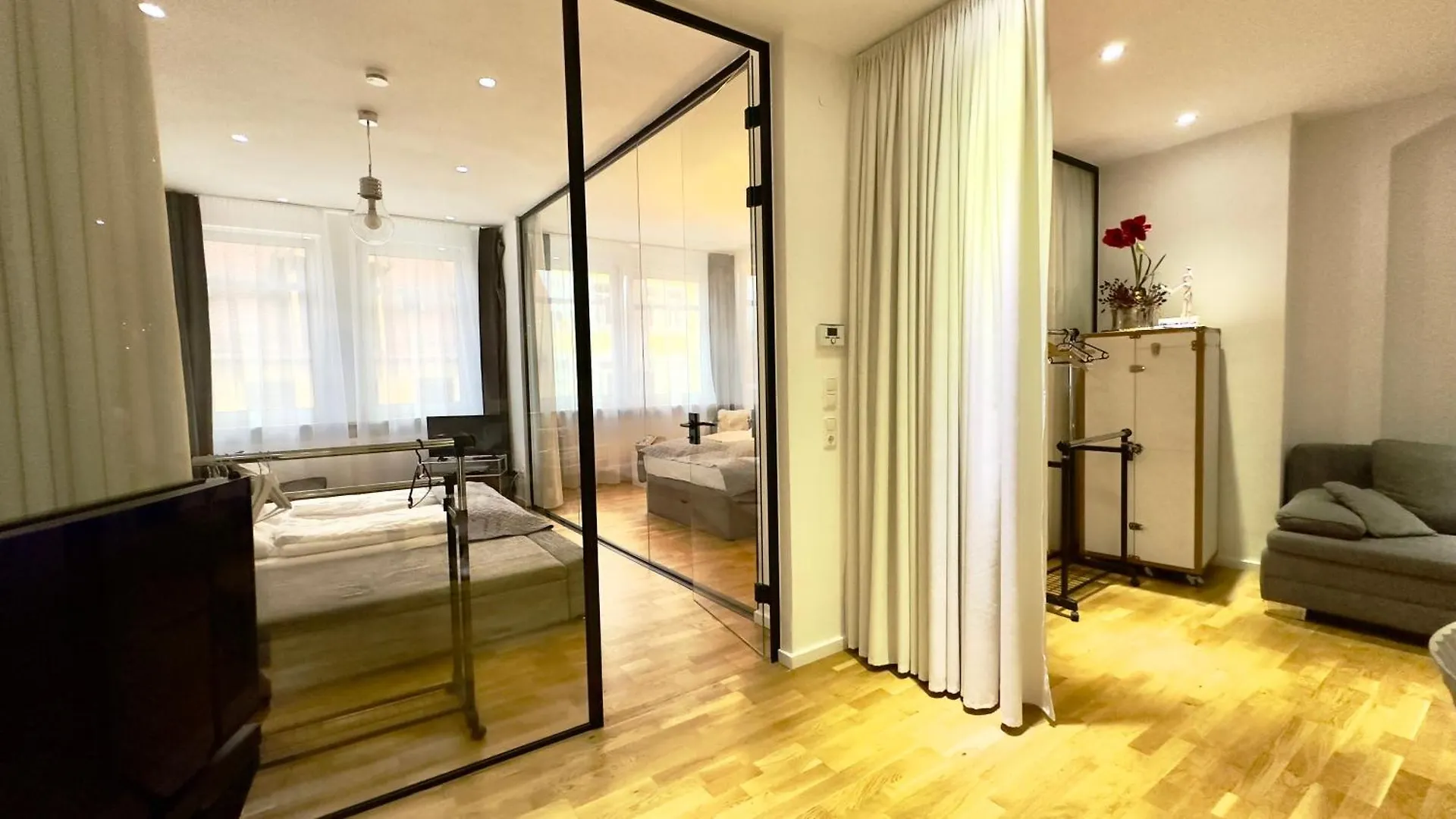 Beefree Loft L Beletage Im Stadtpalais I Whirlpool I Metro Nuremberg 0*,  Germany